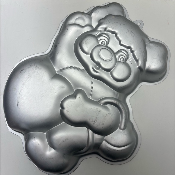 Wilton 1985 P.C. Popple aluminum cake pan - Picture 4 of 4